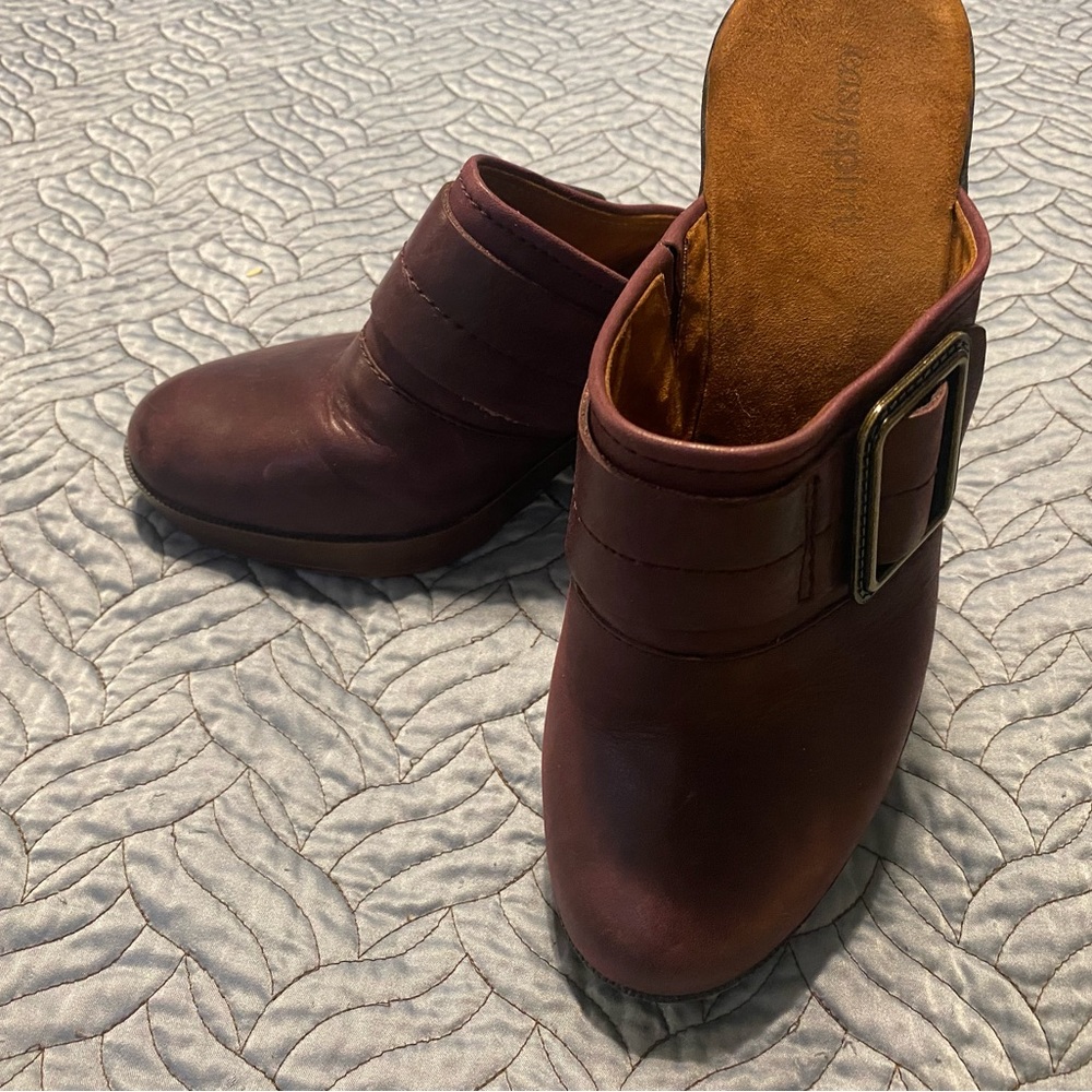 Cordovan leather Easy spirit buckle Mules